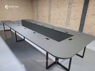 میز کنفرانس یو