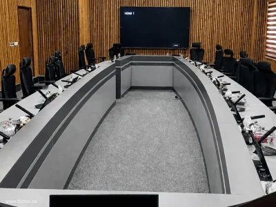 میز کنفرانس بزرگ پتروشیمی مسجد سلیمان-1